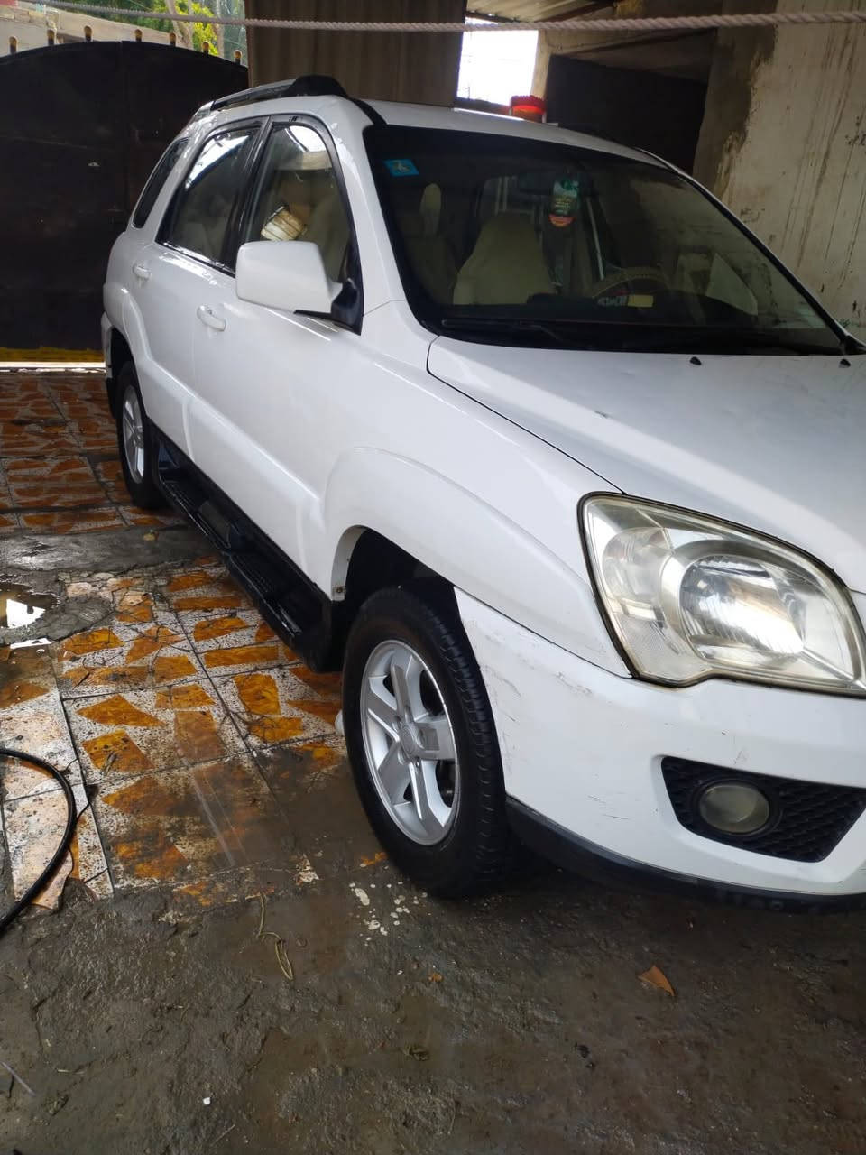 السلام عليكم من رخصة الادمن الغالي كيا سبورتج موديل2009 رقم بغداد خليجي 118وبيه مجال  للاستفسار الاتصال على الرقم ***********
