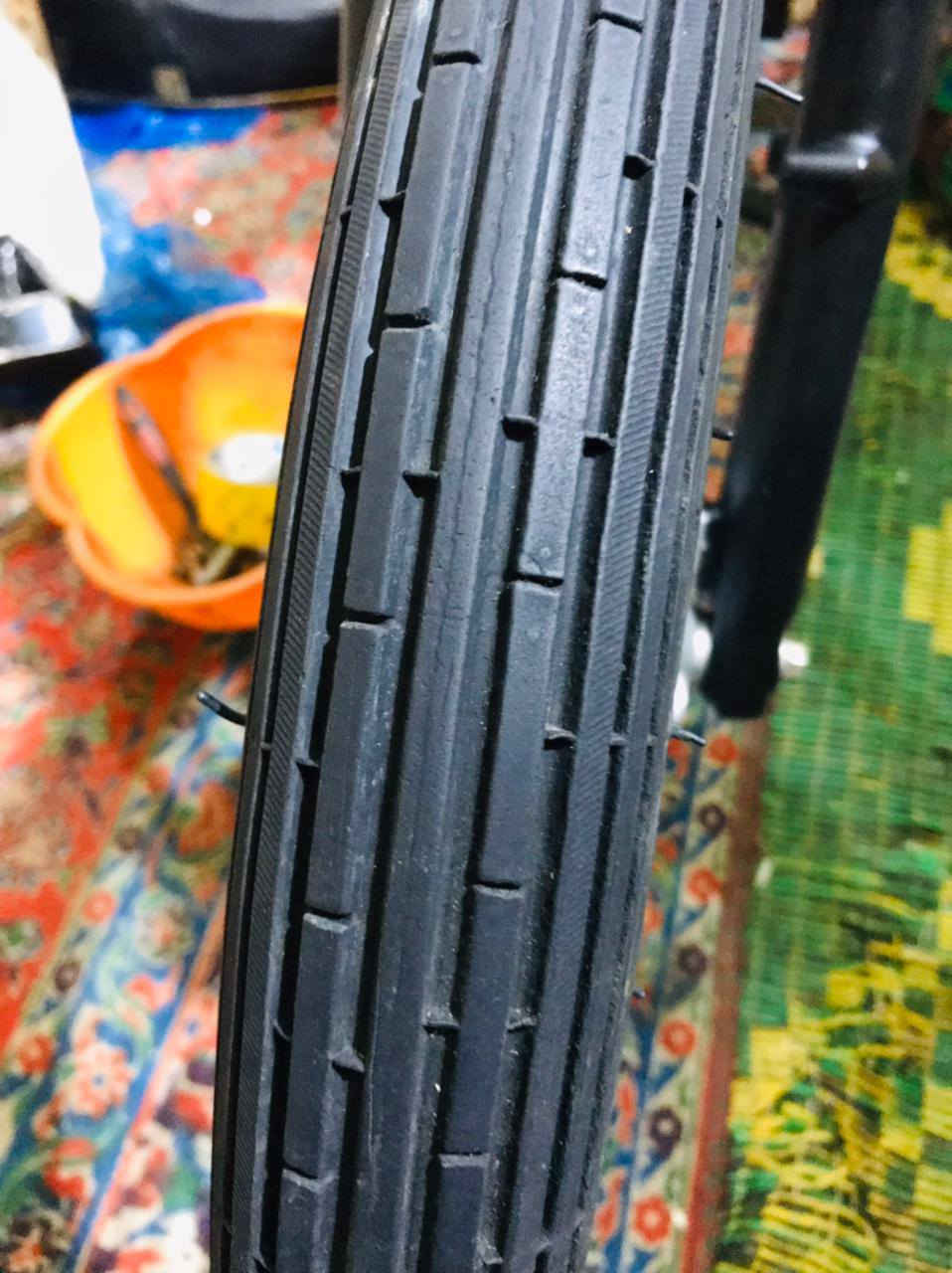 السلام عليكم شباب ويل اصلي شرط مرواس  فقط  بحربي بطيخه سودة هوه وتاير وجوب تاير وجوب جديد نضافة ويل كدامك شوف صور زين وطب


**إذا كنت صاحب هذا الإعلان وتريد حذفه لأي سبب، رجاءا أرسل رسالة إلى الدعم الفني**