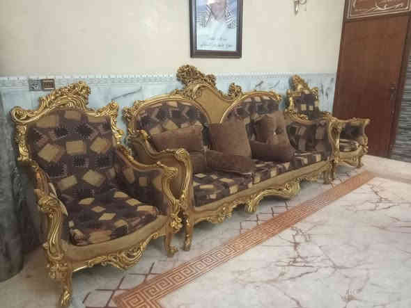 سلام عليكم تخم زان مصري نضيف السعر 500 وبي مجال مكان البلديات تقاطع الكهرباء ***********
