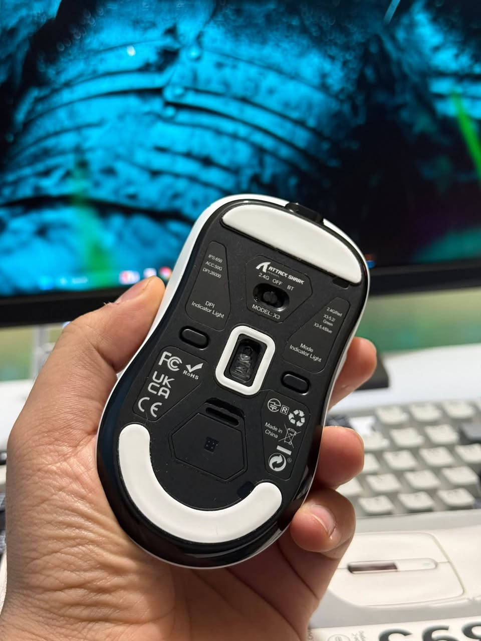 ماوس Attacks shark x3 الغني عن التعريف
لون ابيض غير مستخدم فقط مفتوح من كارتونة 
كامل الملحقات 
وهم هاي تيبلام Game over واير كلش حلوه ع سيت اب 
.
الماوس والتيبلام سعرهم 45 
متوفر توصيل كل محافظات


**إذا كنت صاحب هذا الإعلان وتريد حذفه لأي سبب، رجاءا أرسل رسالة إلى الدعم الفني**