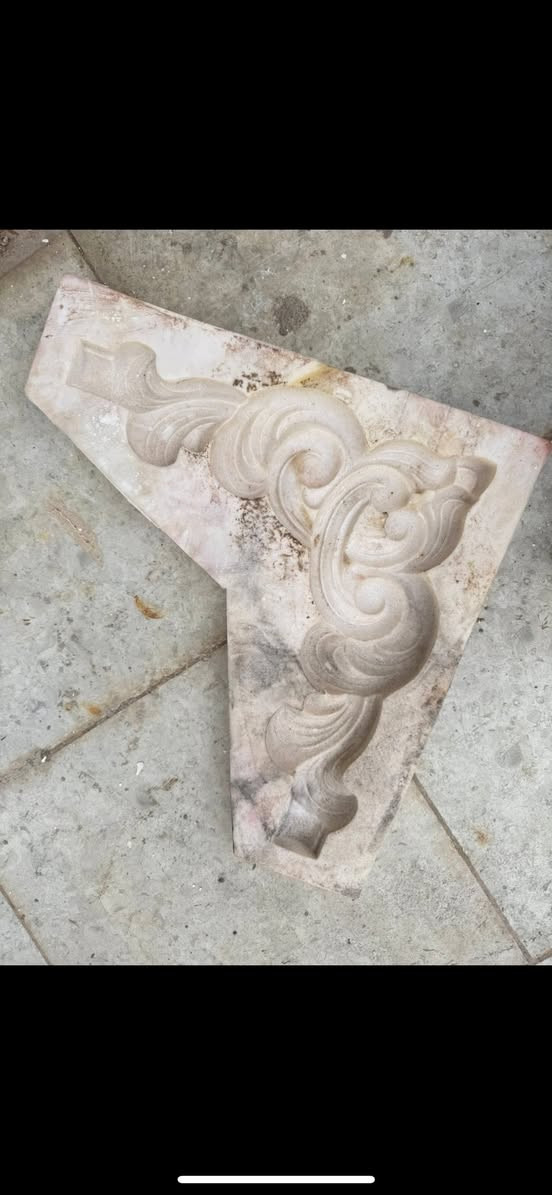 شباب قوالب مستخدمة للبيع بسعر مناسب وموجود توصيل ***********
