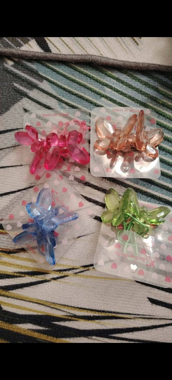 كلشي داخل المنشور موجود عندي واسعارهن مناسبه بنات الي تريد تراسلني وتدلل ويوجد خدمة توصيل


**إذا كنت صاحب هذا الإعلان وتريد حذفه لأي سبب، رجاءا أرسل رسالة إلى الدعم الفني**