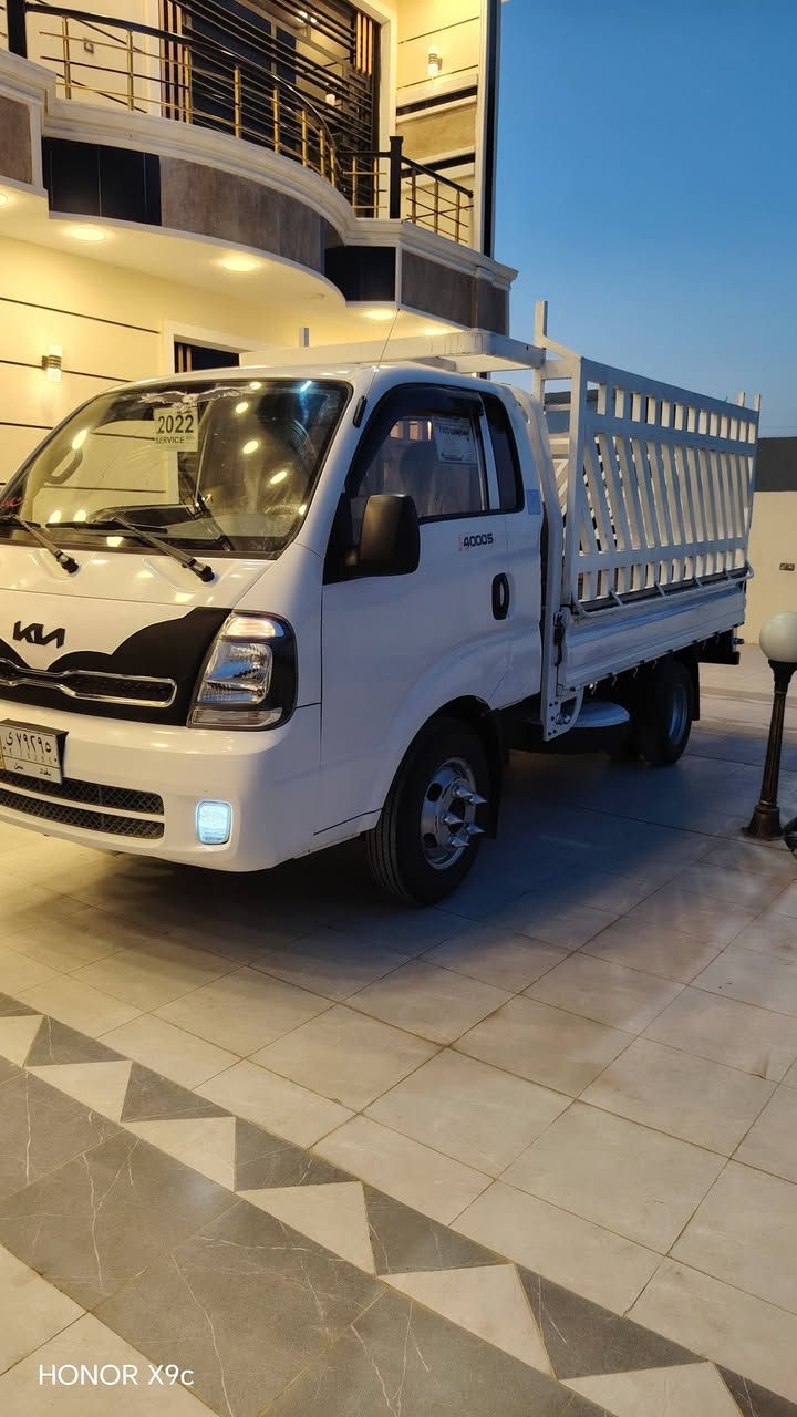 سلا عليكم البيع كيا فحل موديل 2021  رقم بغداد تحويل ثاني يوم سياره مكفوله كفالة عامه جديده بمعنه كلمه وضع شركه محوره 14 ستد 27 مرفوعه وركه تخم تاير جديد كله محرك جديد صدر كير كله وضع شركه مكان سياره تاجي المشاهده رقم تلفون ***********
