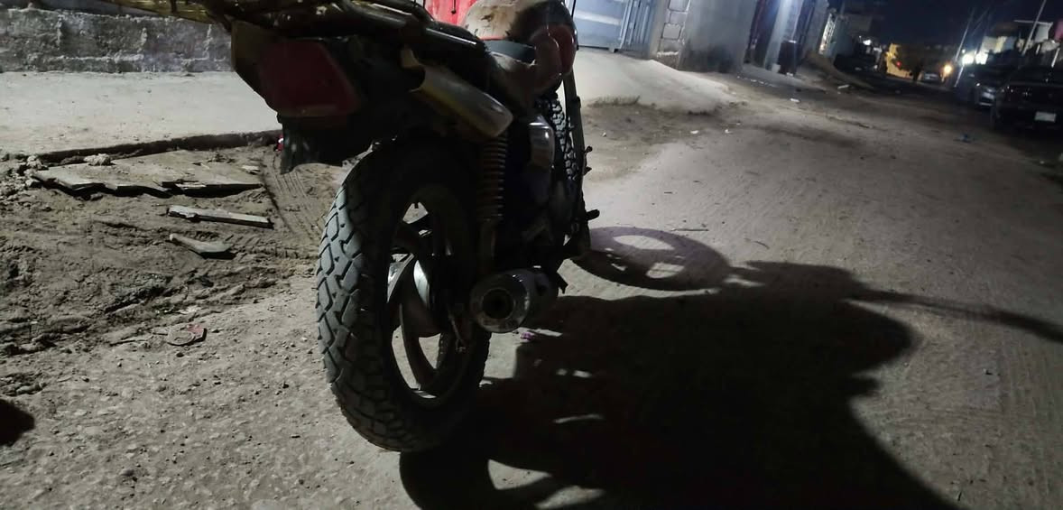 السلام عليكم دراجه جوندا عظم للبيع الدراجه خير من الله نظيفه السعر 200 وبيها مجال مكاني جبله ***********
