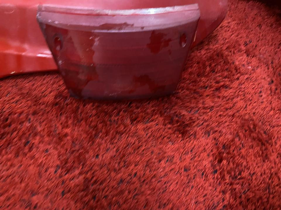 غراض سبيسي للبيع
سلام عليكم غراض سبيسي للبيع كفرات لون احمر كاملات كفر امامي  وجهه امامي  وصفاحيات. ترايش جهتين لون اسود .تريشه جهه وحده لون احمر بكليات خلفي مكاني كوت للتواصل خاص او واتساب خطي مغلق رجاءء لحد يتصل***********
