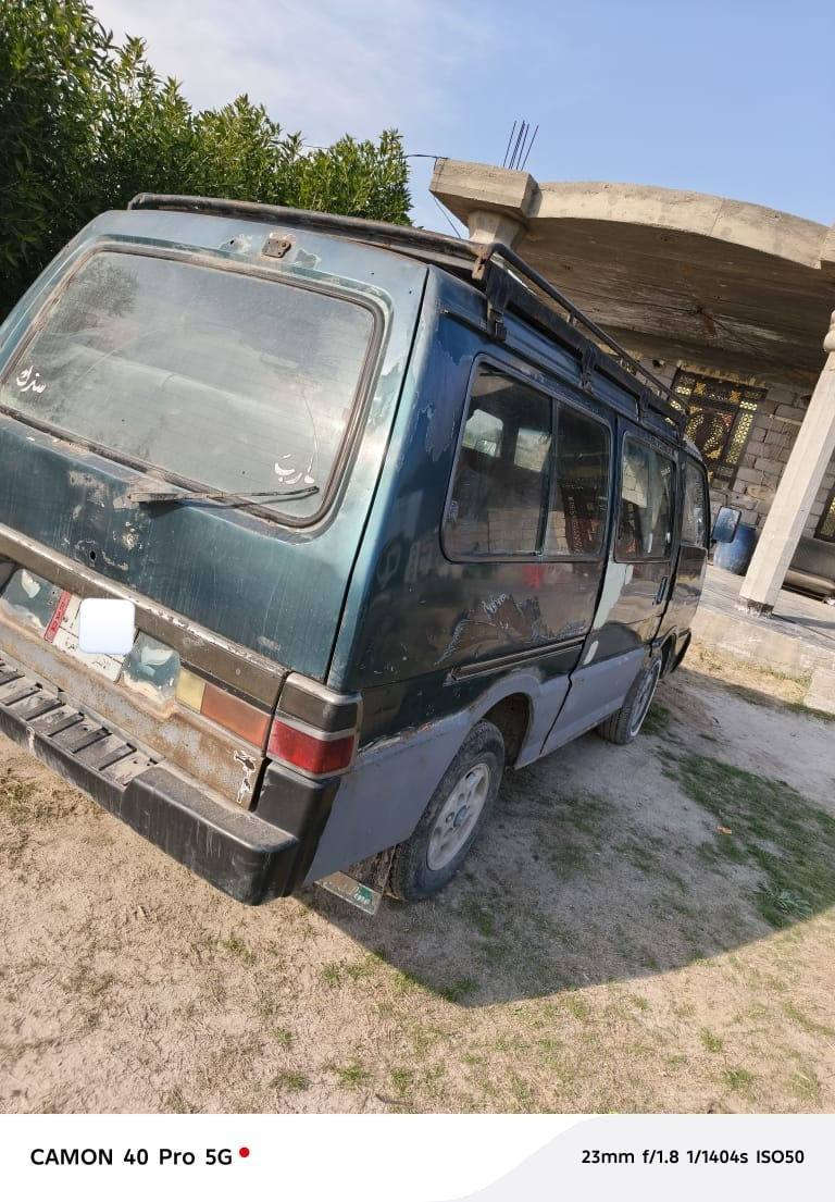 سلام عليكم بسته البيع موديل 95 سنويه 28 كير ومحرك خير من الله سياره ناعمه ونضيفه  العنوان ابو غريب  سعر 36 وبيها مجال  ***********. ***********
