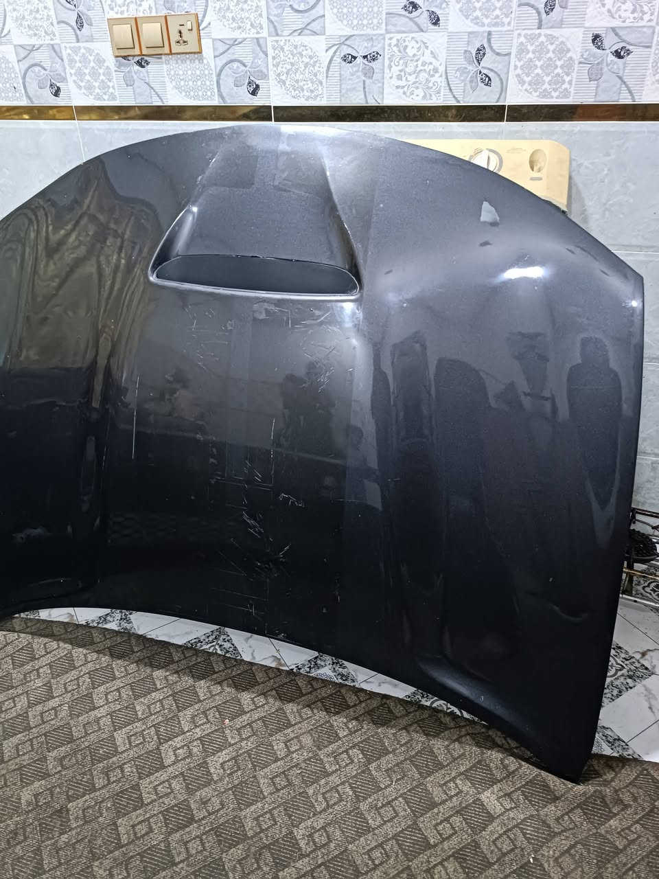 سلام عليكم للبيع بنيد ودعاميه جارجر جيتي الون رصاصي رمادي الاتصال ***********
