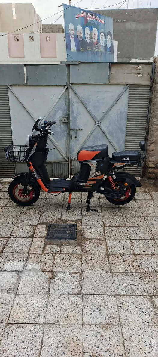 دراجه شحن مكفوله من كلشي الدراجه جديده قبل شهر اخذتها سعر خاص هذا رقم بي واتساب ؤاتصال
***********  ارد ع رقم و الواتساب فقط
