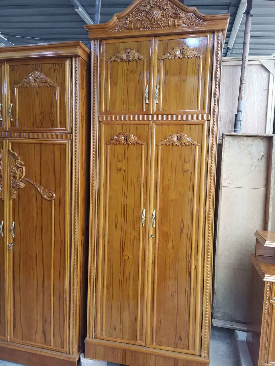 صاج داخل وخارج مستعمله اخت الجديده النقش زان مصري كل الغرفه للحجز والتواصل علئ الهاتف او واتساب *********** بغداد السيديه حي الاعلام شارع قطر الندئ
