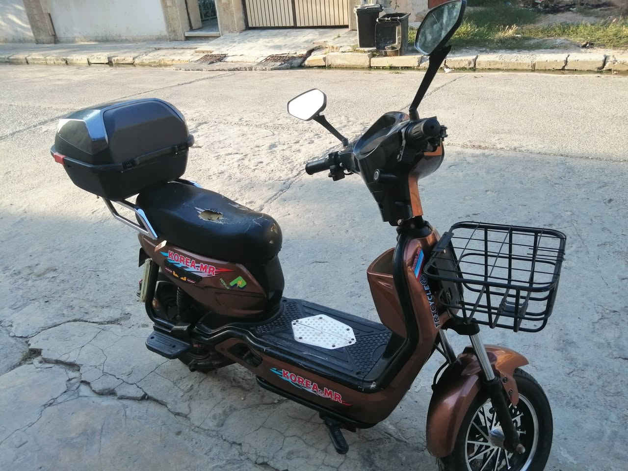 سلام عليكم مطور شحن  مطور نظيف إشارة يمين يسار شغلت لايت زينون ضوه وره شغال بصمه تشغيل عن بعد راسني على الخاص العنوان الموصل حي فلسطين


**إذا كنت صاحب هذا الإعلان وتريد حذفه لأي سبب، رجاءا أرسل رسالة إلى الدعم الفني**