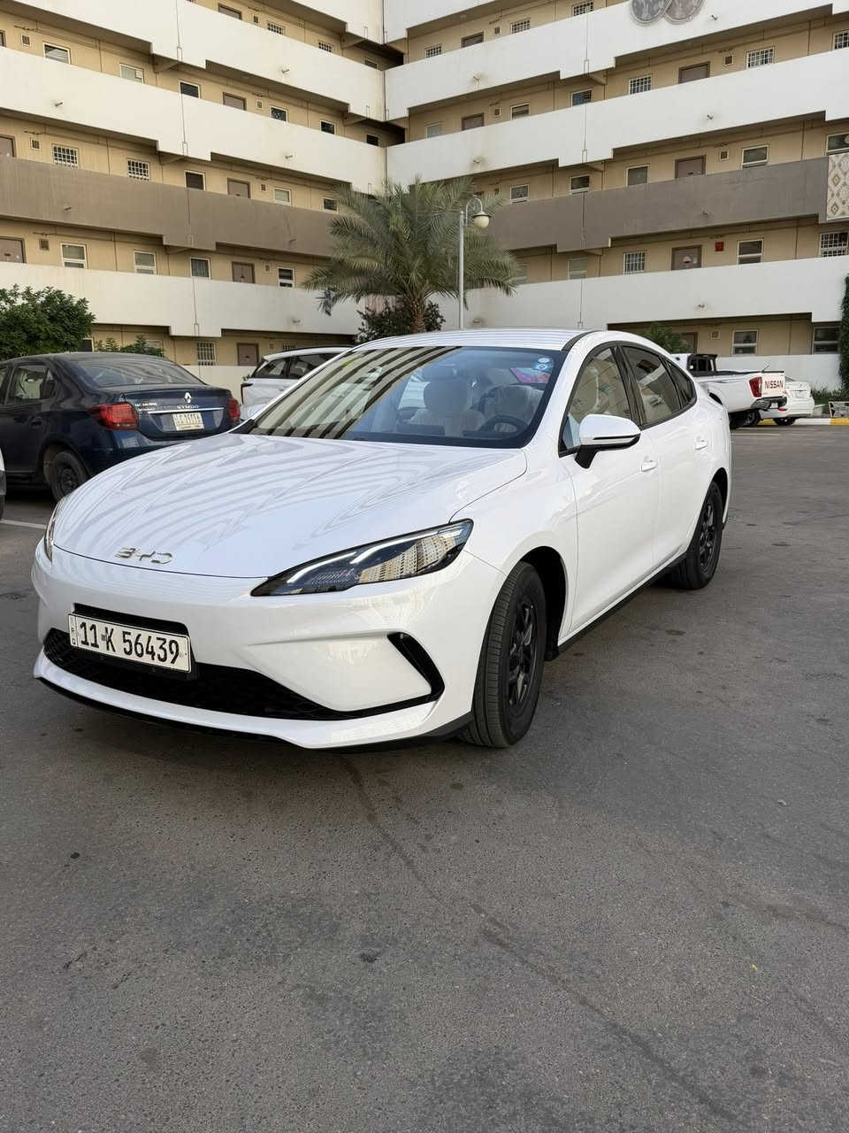 السلام عليكم
بي واي دي سيل فايف 
سعرها 20 مليون وبيها مجال 
ماشيه الف  كيلو الكلي 
السيارة زيرو 
بيهة ضمان سنتين من شركة ديار الحلو 
السيارة جديدة وبحالة الزيرو 
السيارة مرقمة بغداد تحويل ثاني يوم 
مكاني بسمايه 
سعرها 20 وبيها مجال شي بسيط 
للتواصل والاستفسار 
***********
