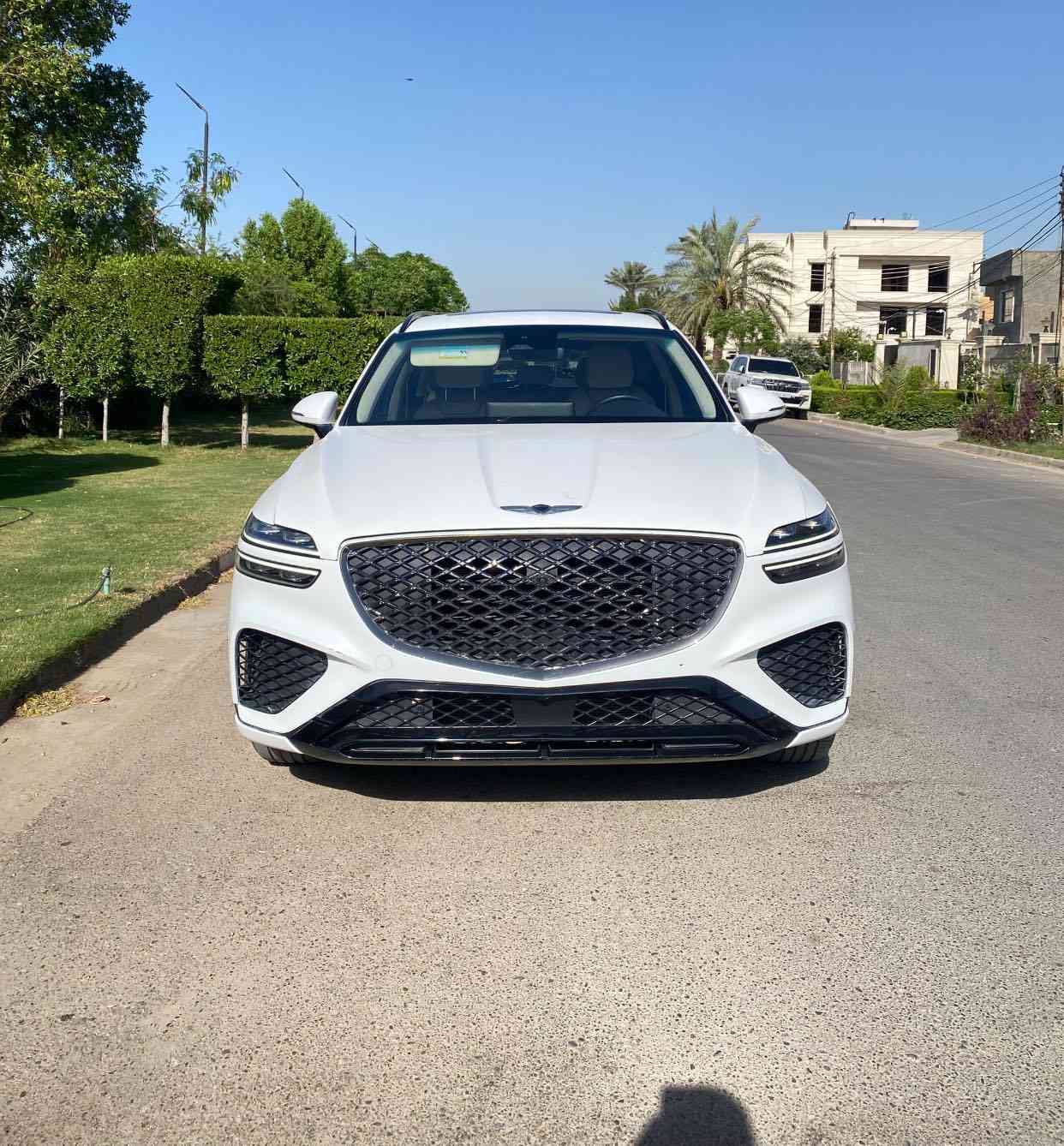 � للبيع • Genesis GV70 / 2023 • 🌟

✨ سيارة أحلامك وصلت! ✨
فخامة، نظافة، أداء… كل شيء مرتب من الألف للياء.

 • 🚗 الموديل: 2023
 • ⚡ المحرك: 6 سلندر 3.5 Twin Turbo — أداء ناعم وقوي
 • 🕒 العداد:10,000 فقط — شبه جديدة

 • 🏆 الحادث :تبديل جوملغ وبنيد نفس الون اصلي 

 • 🛋️ الداخلية: جلد ناعم، مراتب مشدودة، تصميم داخلي فخم، ألوان متناسقة
 • 💎 المواصفات: شاشة كبيرة، بصمة ذكية، رادار، كاميرات 360، ليد كامل، فتحة سقف، نظام أمان متكامل

📞 للتواصل:
***********
***********
او زيارة موقع شركة الناجح العالميه بغداد حي الجامعه نفق الشرطه مقابيل مختبر الرازي

