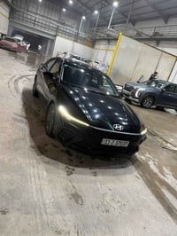 النترا 2024 بانزين فقط  رقم بغداد انكليزي  سياره بأسمي   حادث قبق جنطه...