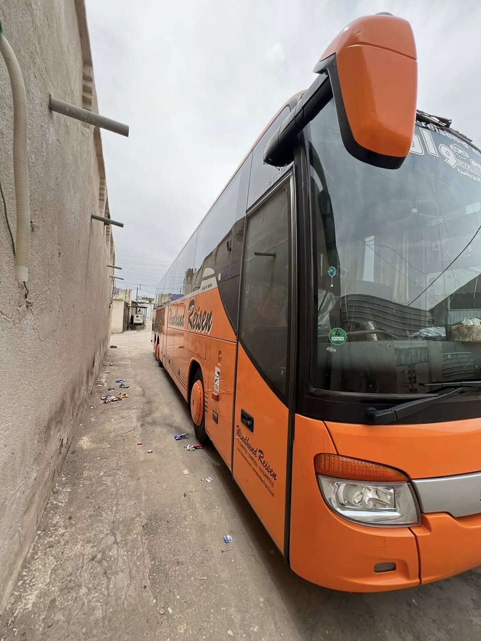 سلام عليكم باص جيتي مكينه 6 عداد57تبريد ابو زعانف كير سطر سياره جاهز ***********
***********
