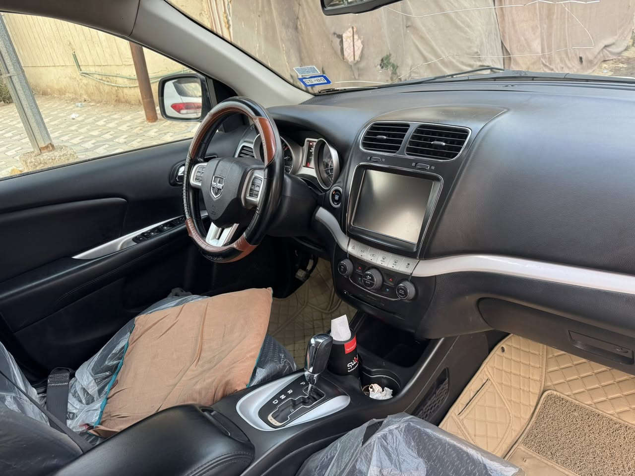 السلام عليكم جورني موديل ١٩
بيع فقط

فئه sxt

  حادث خفيف بدون شاصي ولا فخذه 

رقم بغداد  

محرك 4

سبعه راكب

٣ قطع تبريد

شاشه كبيره 

سياره جاهزه

  سنويه نهاية 27

تخم تاير 

فقط البنيد مبدل 

محرك مكفول 

كير مكفول 

السياره طاك بيه ايراباك الدركه فقط 

 مكانه  الناصريه مركز السعر 145وبيه مجال 

   (اني مو راعي السياره مكلف بنشر  )هذه رقم صاحبه 

***********
