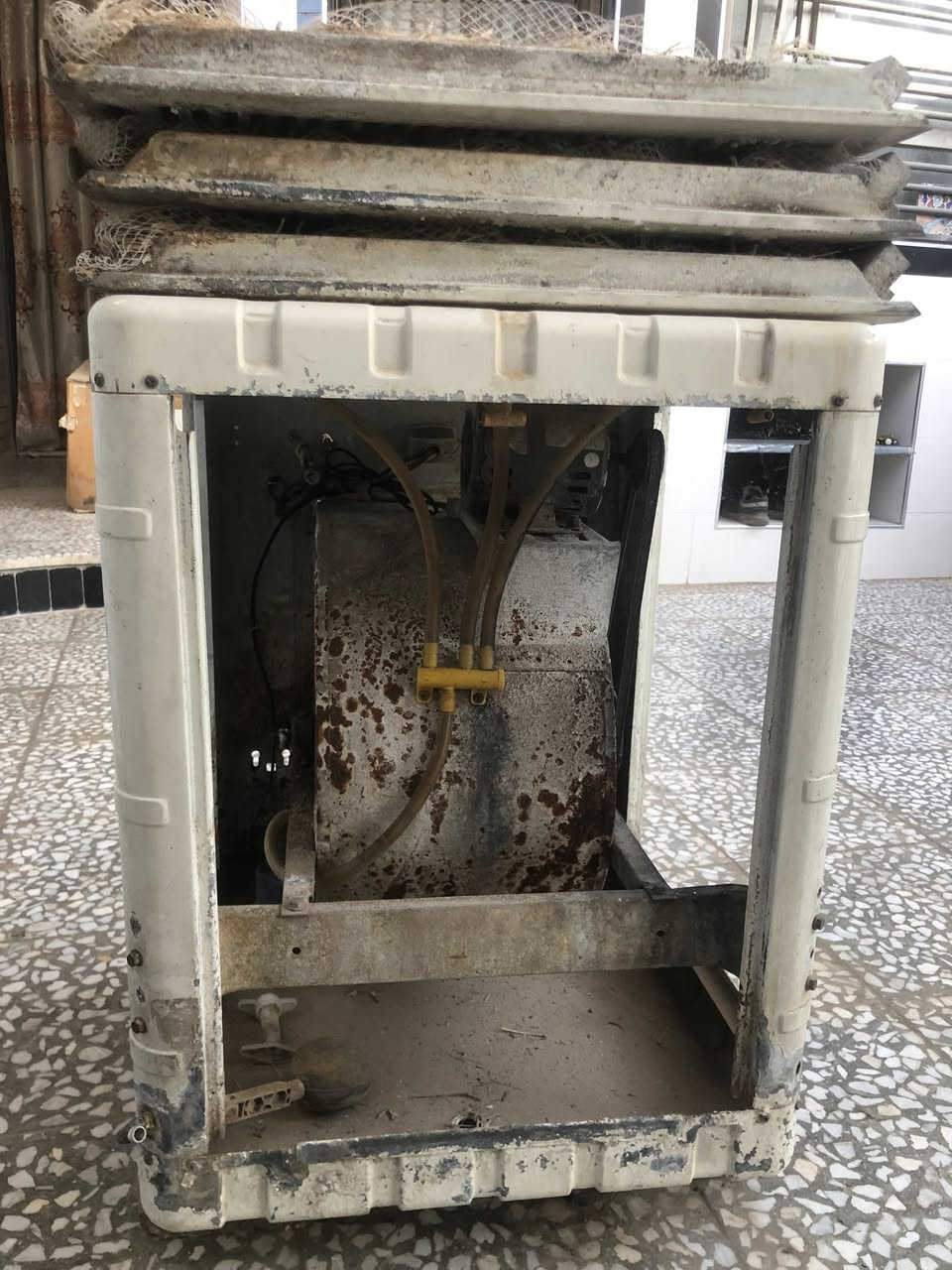 45 الف مكان تاجيات قرب دائرة المرور ***********
