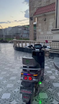 ماطور شحن نوع 318 للبيع  6بطاريات دبل حالتهم نضيفه  ملف 2000 اربع نمر ...