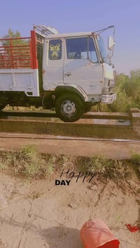 شاحنة هينو • للبيع