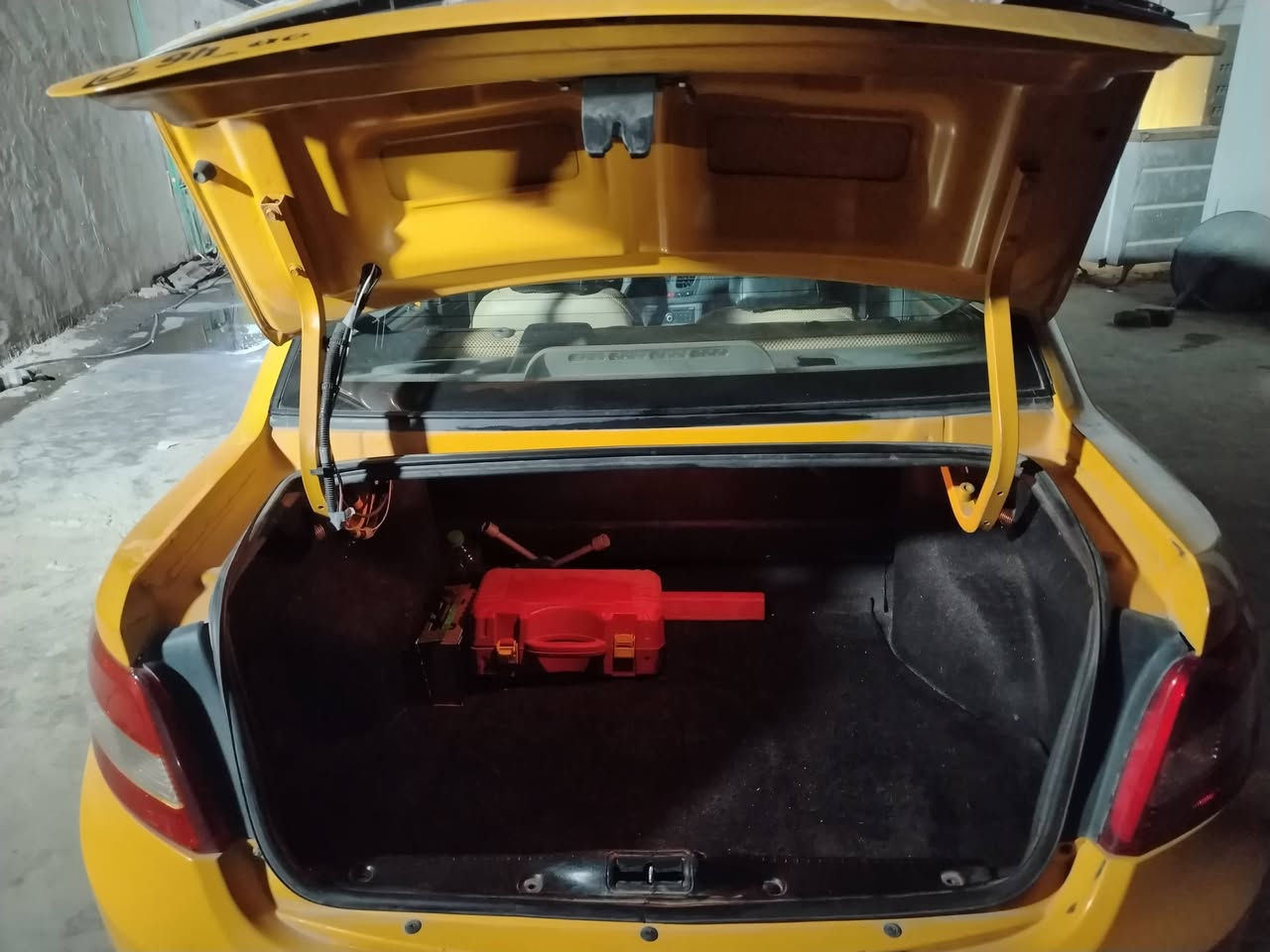 ساينا مديل ٢٠٢٠ حره ب 47 بيها مجال حك الجيه بغداد شارع فلسطين تخم تاير محرك جديد الاستفسار
***********
