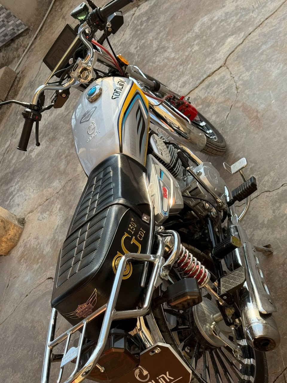 السلام عليكم
سيفان سونلك 2025 زيرو
جديد ع وضع الشركه
كلشي بي شغال وبلادي
تشغيل عن بعد 
السعر 850 وبي مجال للشراي 
بيع فقط بدون مراوس 
مكاني بيجي 
***********
***********
