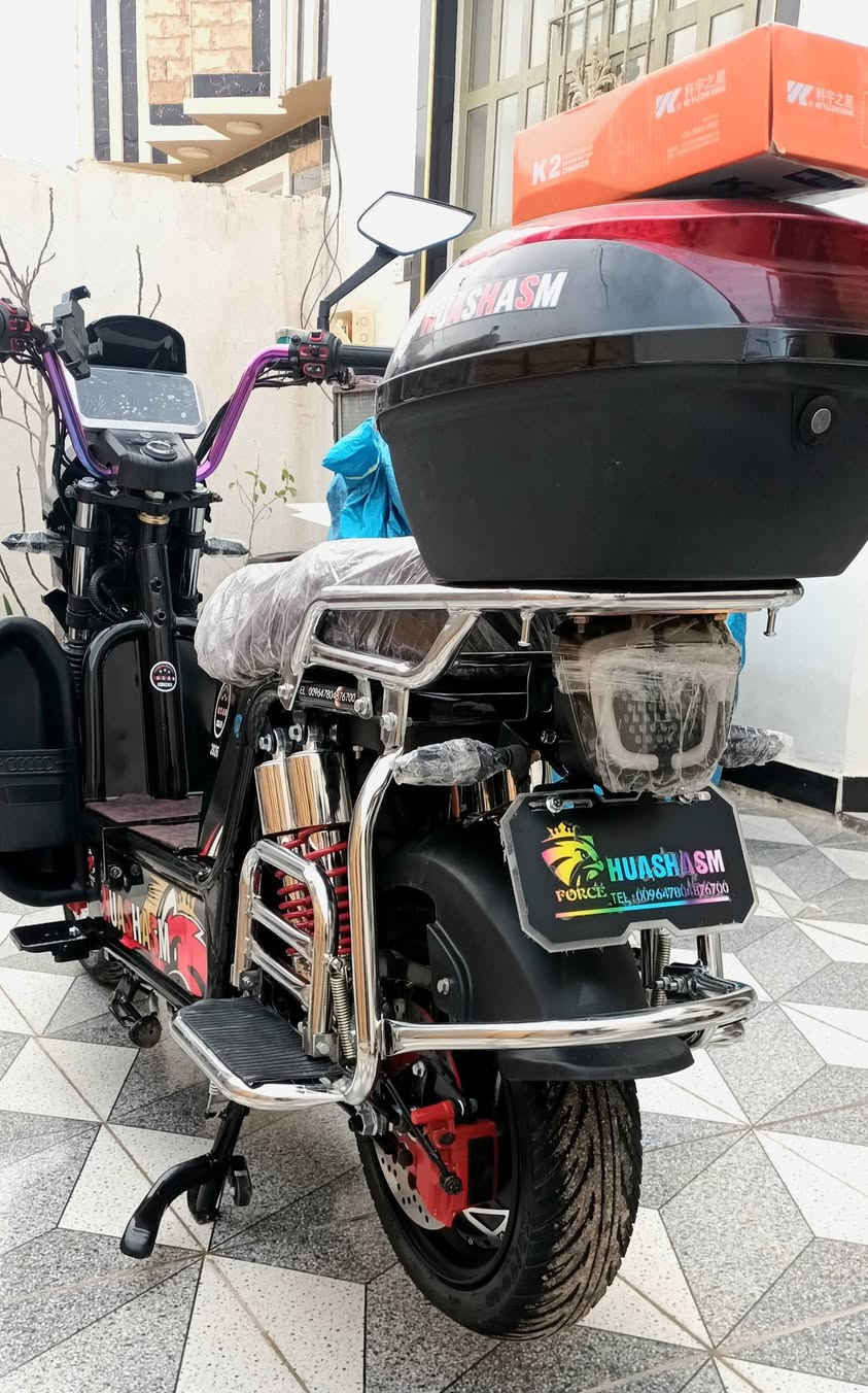 السلام عليكم
 للبيع جبلي هيوشه( اقل الشهر )⚠️
6باتري نضام تشغل سويج/بصمه تشغيل/بصمه اصبع🔑
دبل سويج دبل بصمه 🔐🔐
نوع بطاريات هيوشه36امبير🔋🔋
سماعه ديجي بلوثوت داخل صندوق🔊
صندوق يفتح عن طريق ريمونت 
نضام 4سرع/سرعه 120⚠️⚠️
شاشه دجتل تحديد العطل/تاير العريض 
يدات بريك نشرات +اشاير 
رقم صوئي/بكلات تحكم الوان بلحساس🌈
السعر خاص اذا شراي بدون تعليق يعكس اخلاقك 
عنوان صقلاويه شهداء الثانيه 
او مول فلوجه 📍🚩
(تريد تشتري خاص مارد ع تعليقات)
استفسار اتصال &
***********
***********واتساب
