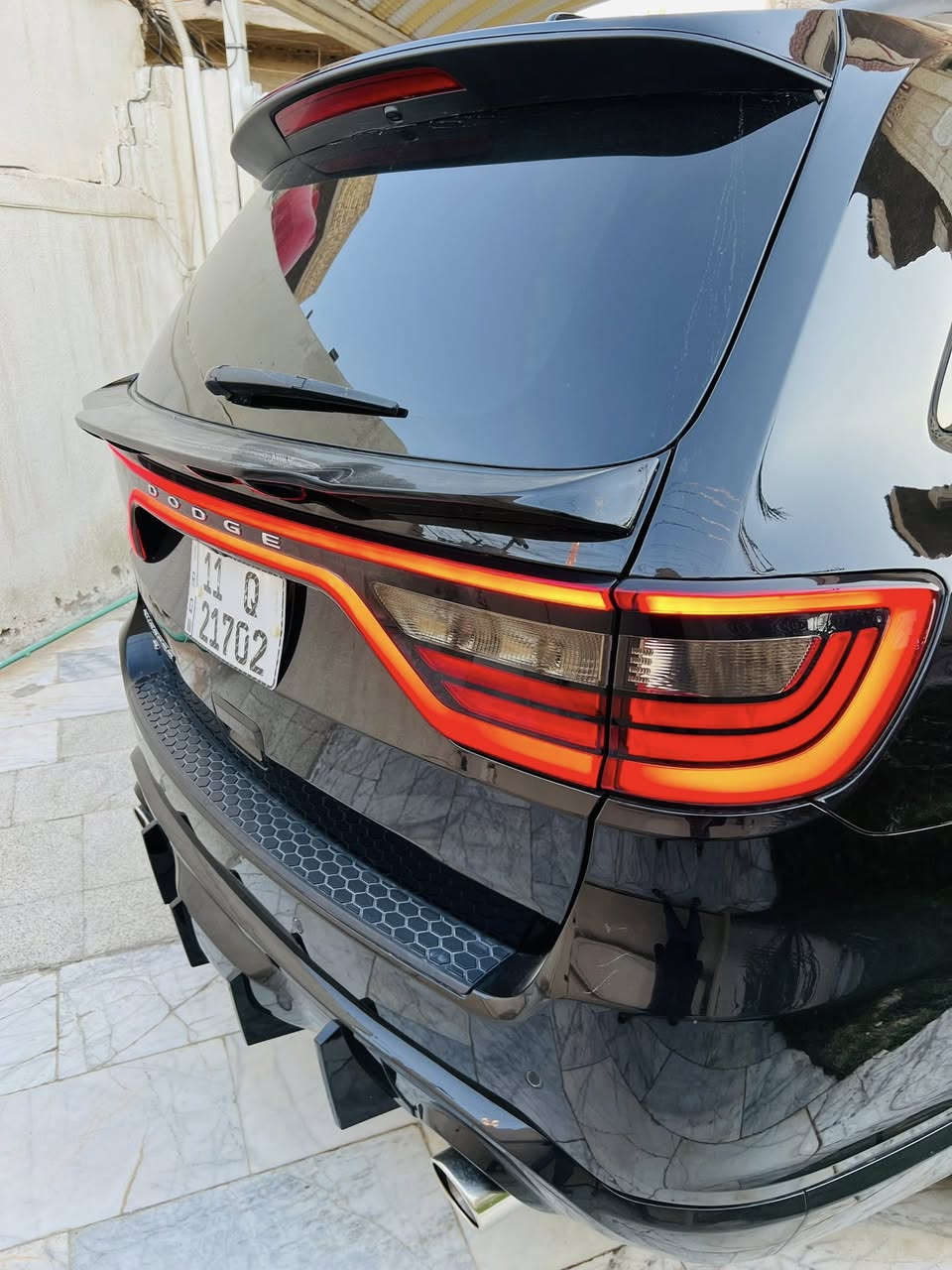 السلام عليكم ورحمة الله وبركاته
للبيع او المراوس

دوج دورنكو 2023 

محرك V6 سلندر 3600 

حساسات خلفية

بصمه تشغيل 

والأبواب الاماميه بصمه

3 قطع تبريد

مرايه عاكسه للضوء

رادار امامي

رادار جانبي 

مثبت سرعه

نقطة عمياء

فور ويل

توقف ذاتي عند الرجوع 

اطفاء ذاتي

كشنات جلد كهرباء 

كشافات امامية

ثلاث وضعيات للقياده

لايتات زنون

كامرة دوارة

شاشة كبيرة

حادثها كلش خفيف فقط بنيد محدث 
***********

عنوان السياره ناصريه

السعر ب288 وبيها مجال
