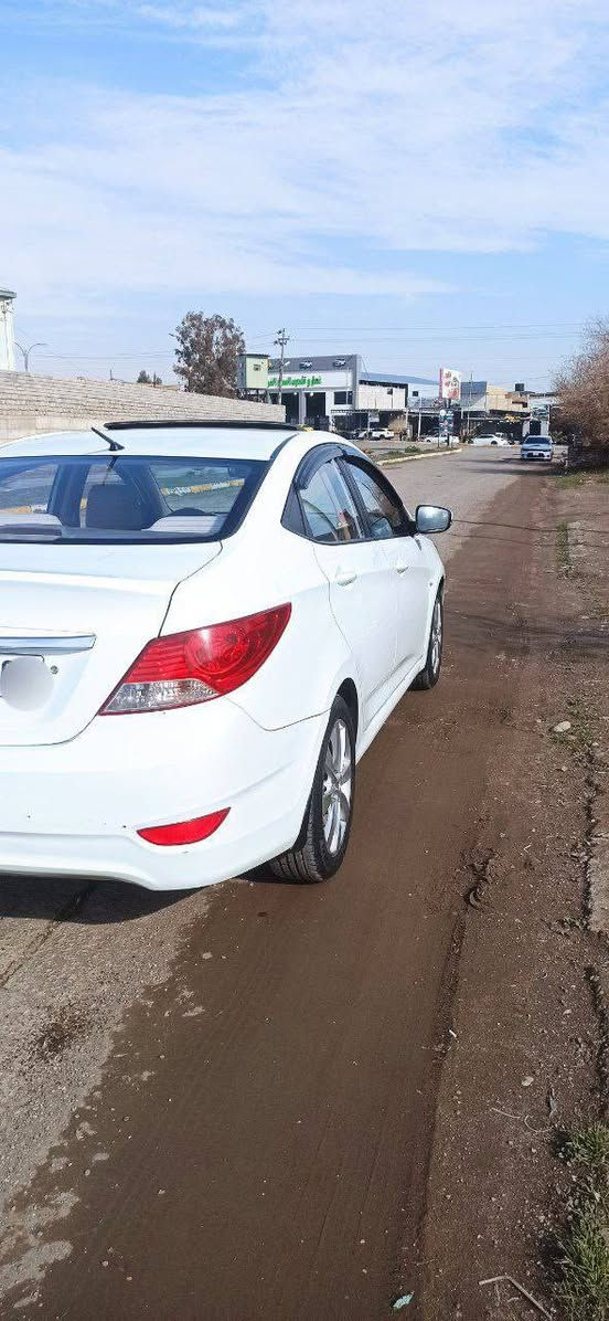 سلام وعليكم 
اكسنت 2011 خليجي رقم اربيل الجديد فول مواصفات
بيها نص جاملغ اليمين وبيها ثلاث ملاحظات تقريباً السياره بالحقيقه احلى من الصور كابون بانزين بيها 
الخاص مغلق للاستفسار الاتصال على الرقم
***********
