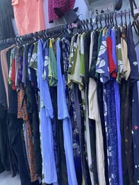 بضاعة جديدة • ملابس نسائية • برمودات رجالي