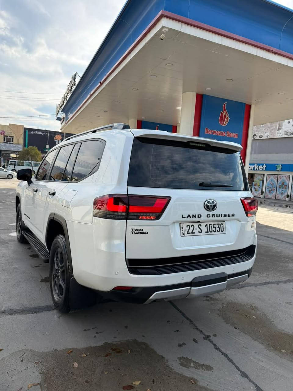 تۆیۆتا لاند کروزەر 2024 

بۆ زانینی نرخ 
لایکی پەیج بکە و کۆمێت بکە نرخت پێدەگات 

Ppd
GR 
یەک پارچەی بۆیاخە 
نیو دەرگای سایەقی بۆیاخە 
شریکە ساز 
مەکینەی 3.5T
‎6 بستۆنە 
‎41,000کم ڕۆشتووە 
خلیجیە 

ژمارەی خاوەنی 
***********
________________

تويوتا لاندكروزر 2024

لمعرفة السعر
لايك للصفحة واكتب تعليق ويصلك السعر

Ppf ‏
GR
قطعة صبغ واحدة
نصف باب السائق صبغ
شركة ساز
محرك 3.5 تيربو
6 سلندر
ماشية 41,000 كم
خليجي

رقم المالك
***********
