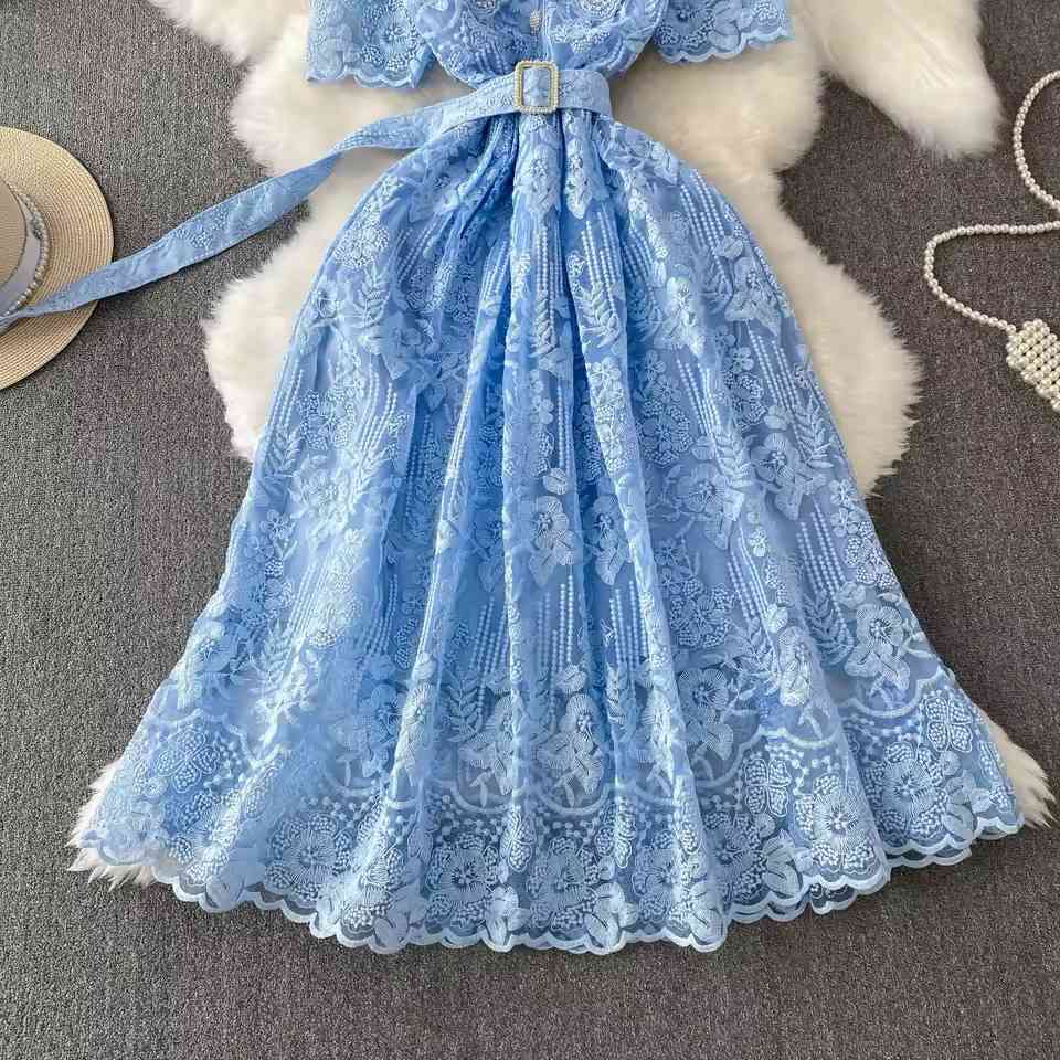 ⁨	⁨	فستان كيبور يجنن 🙈💞
الطول 119 سم 
السعر :60 الف 
القياسات S M L Xl Xxl⁩⁩


**إذا كنت صاحب هذا الإعلان وتريد حذفه لأي سبب، رجاءا أرسل رسالة إلى الدعم الفني**