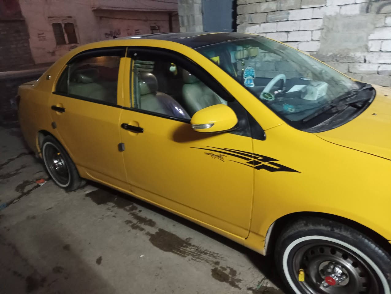 سيارة للبيع بي واي دي كير ومكينه كورلا يارس مكينة 1600موديل 2011كاربون بيها هيئة وغرامات صفر رقم بغداد سعر 60وبيها مجال قليل استفسار علرقم ***********
