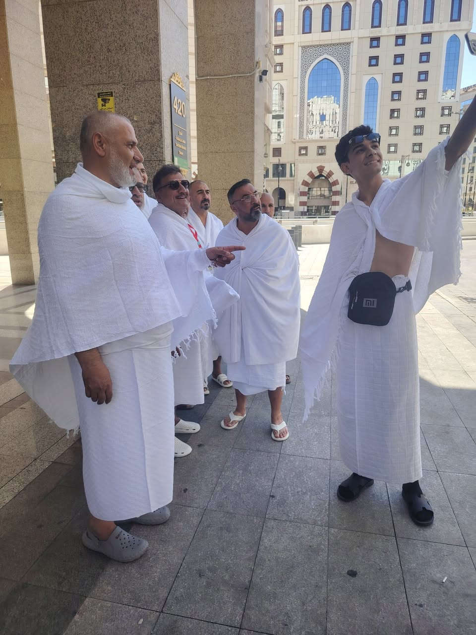 مكتب الصادق الأمين للحج والعمرة  
***********
***********
***********
