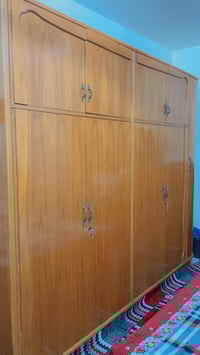 غرفة نوم • خشب صاج • البلديات شارع المصرف