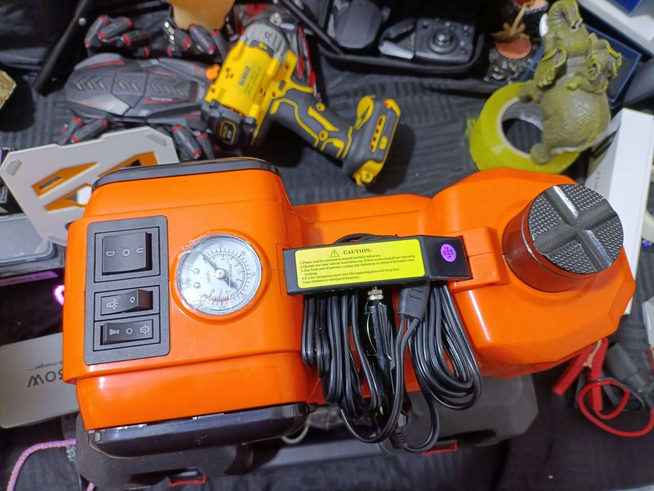جك 5 طن مع منفاخ مع ملحقات لوك جديد
125


**إذا كنت صاحب هذا الإعلان وتريد حذفه لأي سبب، رجاءا أرسل رسالة إلى الدعم الفني**