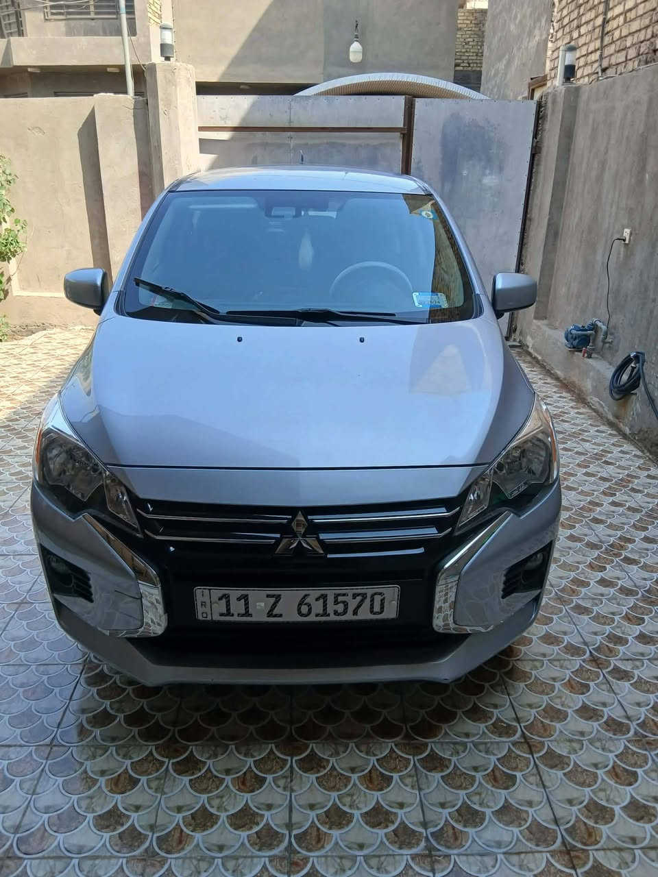 السلام عليكم للبيع mitsubishi ميراج موديل 2024 رقم بغداد انكليزي ماشية 8 الف فقط السيارة جديدة بوضع الشركة فئة ال limited edition حادثه جانبي فقط باب مثل ماموضح بالصور متواجدة في بابل للاستفسار ***********
