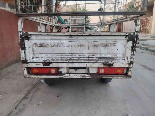 سلام عليكم ستوته رقم وسنويه موديل 2015محركهه 2017نضيف نكره سلف كهربائيات كلهه شغاله مابيهه عيب رزنه السبير موجود تايرات جدد نضيفه سعرهه 850وبيهه مجال مكاني ديالئ خانقين /***********
