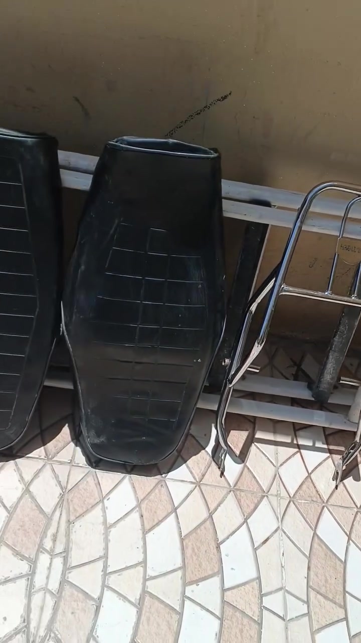 سلام عليكم شباب غراض اربعه كير البيع شراي يراسلني خاص
‏‪***********‬‏ رقمي
