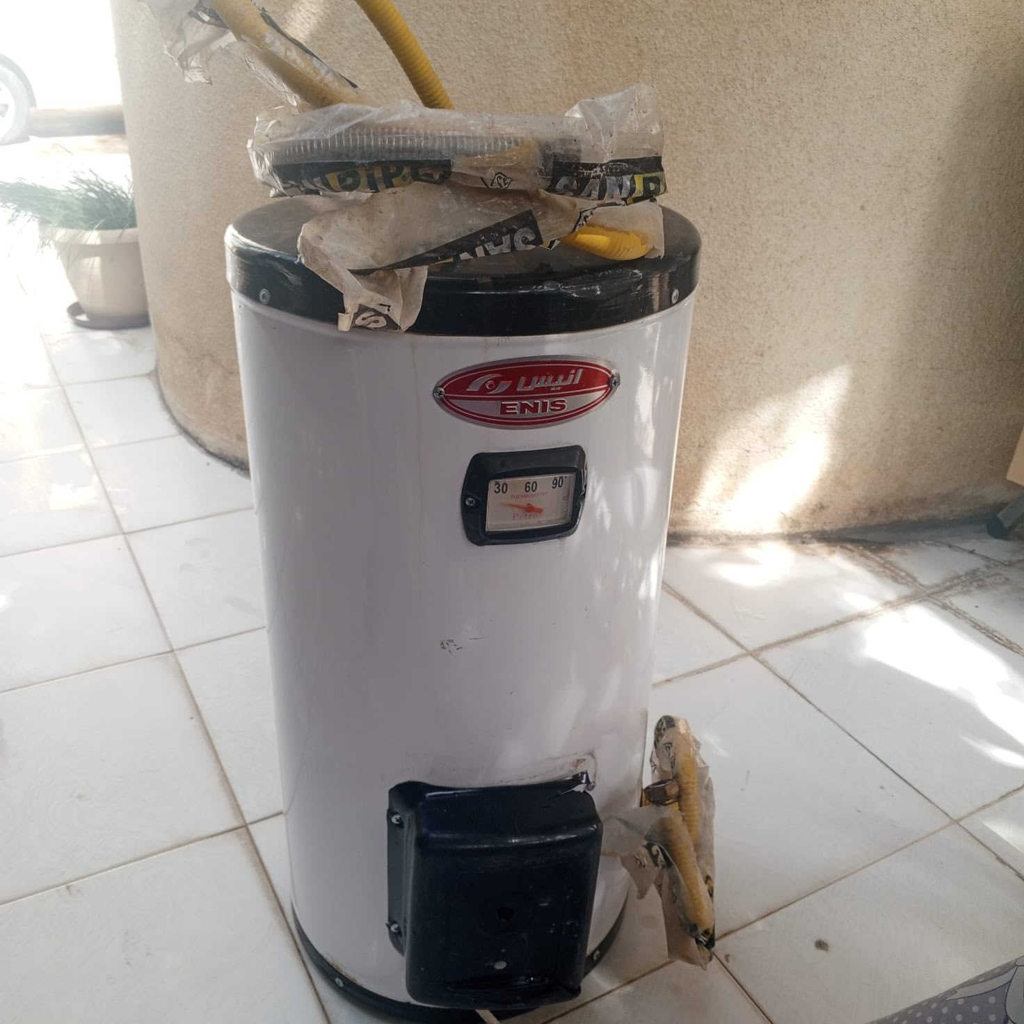 للبيع
سخان ماء كهربائي (ENIS)

نظيف استخدام قليل (كامل )

السعر 45 ألف
الموصل _ حي بيسان

***********
