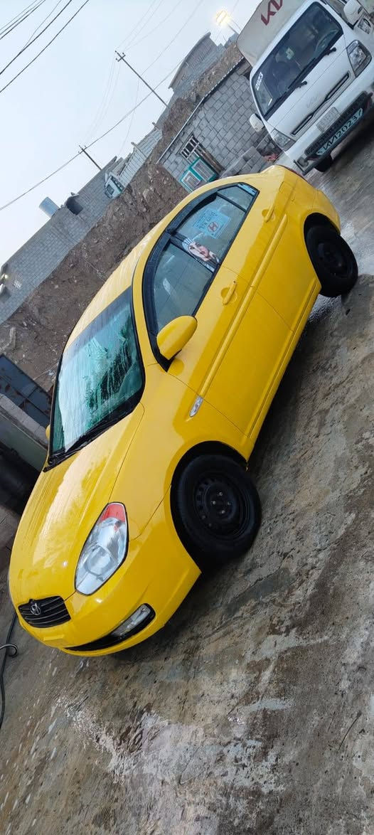 السلام عليكم
اكسنت وارد أمريكي موديل 2011
فول مواصفات بيها طخه براس الوند وطخه بل تكمه شويه شرط مو واصله لا شواصي ولا داخل كير شرط  محرك شرط سياره مال جناي
سعرها 92 وبيها مجال 
***********
***********
