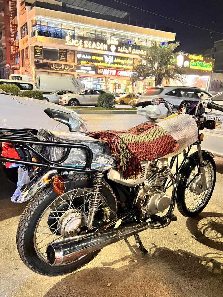 السلام عليكم للبيع تعمير 26 صارلها شهرين من معمر برغي تجاري مابيها شراي تفضل خاص او تصال***********
