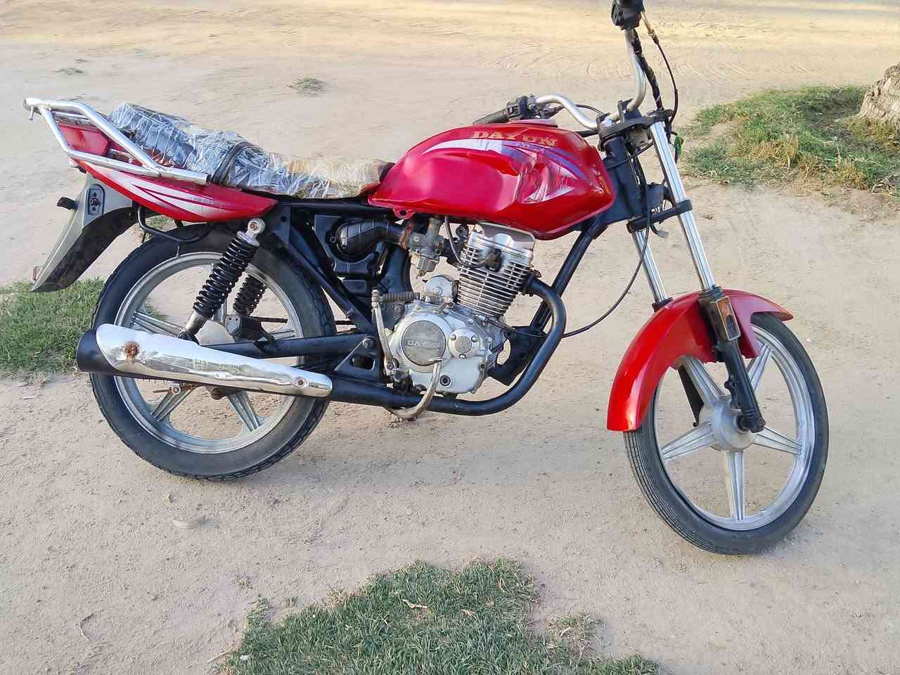 يالله للبيع دايون أوراق اصولي موديل 2018 دراجة تخبل بيها خيط بخار الشراي يتصل ويدلل المكان كربلاء الإمام عون ع السعر 425 وبيها مجال مستعجل عليها مناسبه مكينه شلعه ومعدل فول بس عوزها ترتيبات///////////// ‏‪0776 281 5945‬‏///***********
