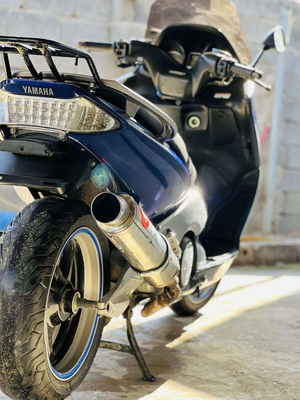 سلام عليكم
تي ماكس ٢٠٠٨
مكينة مكفولة منل فتح 
دراجة خير من اللة 
مكاني كربلاء 
***********
