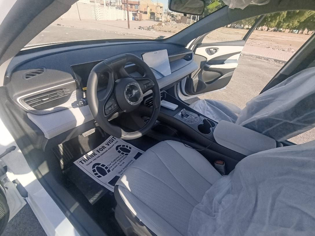 زيرو تريدها مرقمه تريدها بدون سبوع لاخ تترقم تصير ١٣٥ ورقه اذا بدون ١٣٠ ورقه مكاني سلمان باك المدائن غراضها كامله مراوس ميخالف ***********
*********** بغداد, العراق
