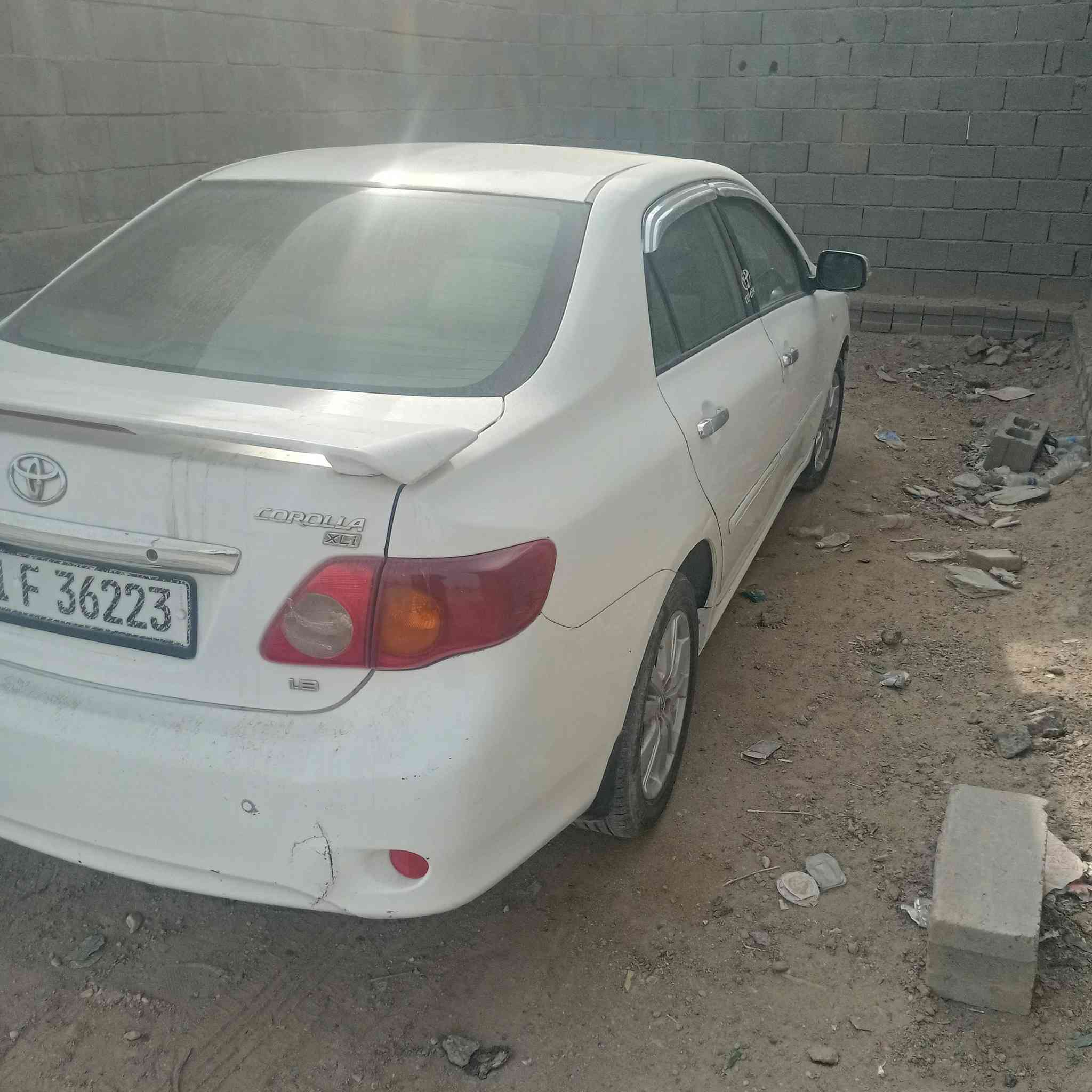 كورلا البيع 2009خليجي بدون حادث بس مكشر ومجلتنه فابلون المكان فلوجه السعر100وقه تلفون***********
