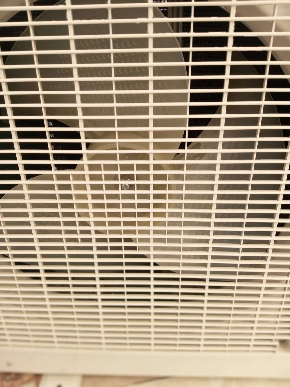 سلام عليكم سبالت 3طن كري مستخدم موسم واحد  وعندي دنكه هم 3طن  شغالات وع فحص شرط الشغل  مكاني نجف الاستفسار ***********
