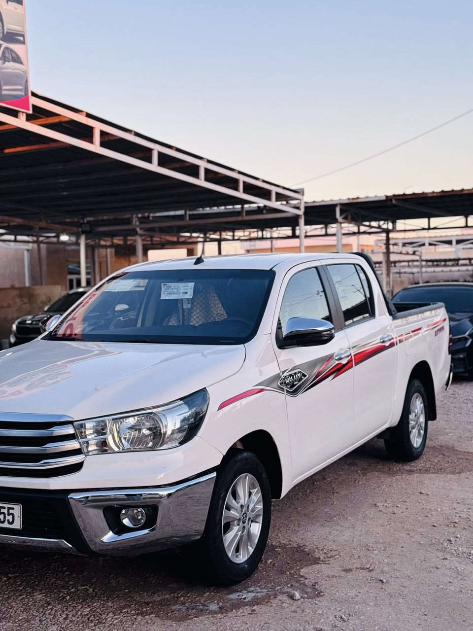 السلام عليكم 
تيوتا هايلوكس 2024 بأسمي تماتيك بيه رشه قطعه وحده بدون معجون ابد بدون عابر السياره جديده وخير من الله ماشيه 45 
#السعر_253 مكان السياره السماوه 
للااستفسار ***********
