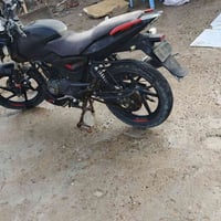 دراجه بوليسر هندي اوراق موديل ٢٠٢١ جاهزه ما بيها اي شي فقط العينه بالم...