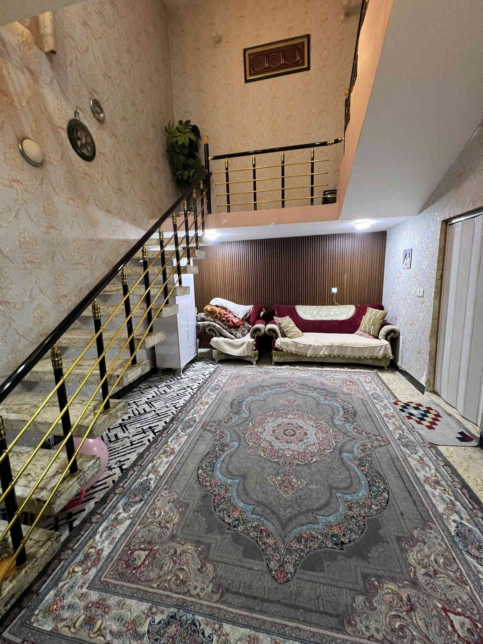 🏠دار للبيع 🏠
__
⭕العنوان:حي الفرات 
  ⭕️خلف؛اسواق الجوهره 
⭕موقع مميز _
____
🌿طابوصرف 
🌿طابقين 
🌿عكاده
🌿عل شارع 15

♦️المساحة 121م
♦️الواجهة  : 10متر
----------------
                     
تفاصيل الدار 🏠
___
🌿غرف نوم عداد3 💯
🌿صالة عداد2
🌿مطبخ 
🌿استقبال 
🌿مجمع صحي 

    
   #مكتب_صناع_المال_للعقار 
عنوان المكتب
الفرات شارع الصب قرب التسفيرات 
للاستفسار مراجعة المكتب اولاتصال على الارقام 
***********
***********
