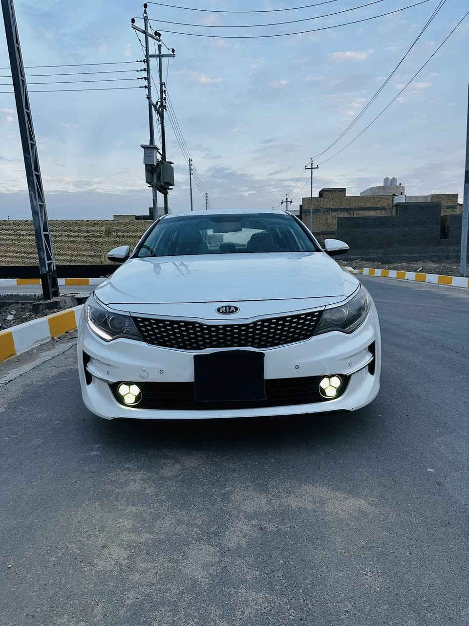 اوبتيما 2018 خليجي محرك 2400 دوش  رقم بغداد كفاله عامه  وماناقصها شي السعر 185 مكانها الناصريه
***********
