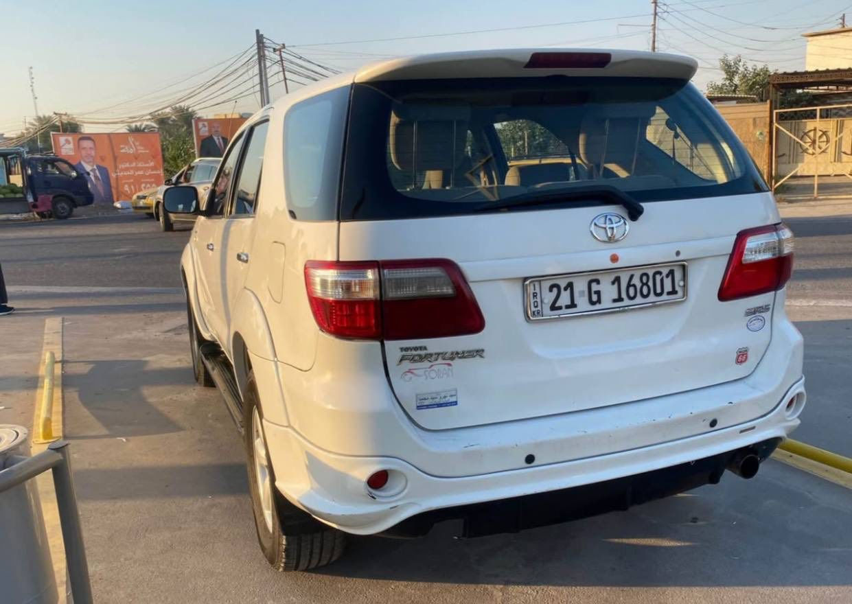 السلام عليكم 
فورجنر للبيع 
محرك 4 سلندر 
2700
لو گير 
مكفول من الحادث والصبغ 
2011
***********
